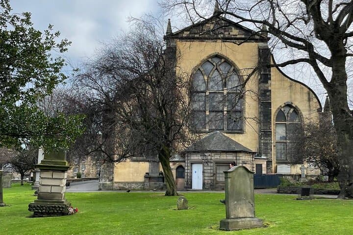Women Hidden in Plain Sight — Self-Guided Old Town Walking Tour in Edinburgh photo 5