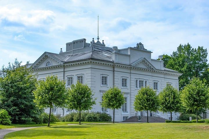 Trakai & Užutrakis Half-Day Tour from Vilnius — Castle, Manor and Lakeside Walks photo 5