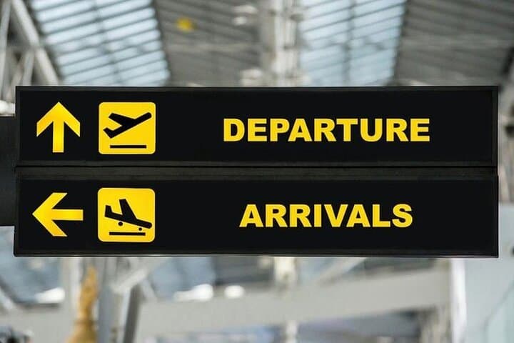 Dubai Airport Private Transfer — Meet & Assist Pickup at DXB