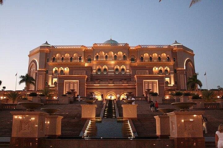 Abu Dhabi Private Full‑Day Tour from Ras Al Khaimah — Sheikh Zayed, Corniche & Yas Island photo 5