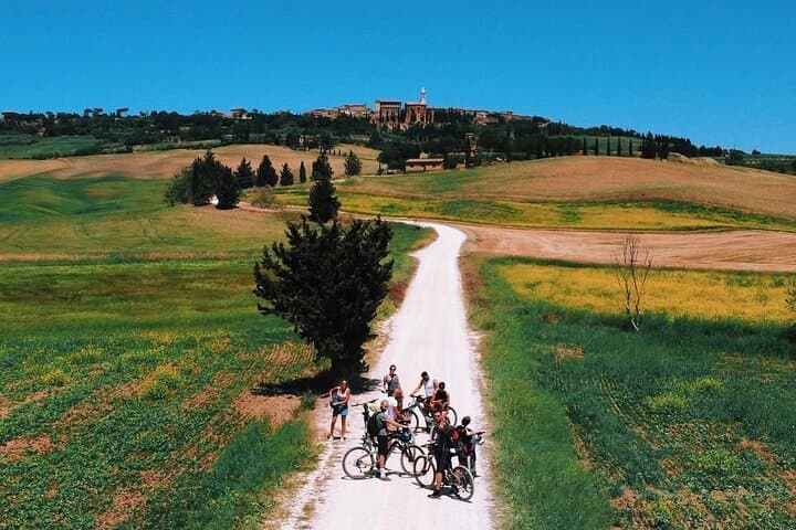 E‑Bike the Val d'Orcia: Pienza, Monticchiello & Bagno Vignoni Culinary Ride photo 2