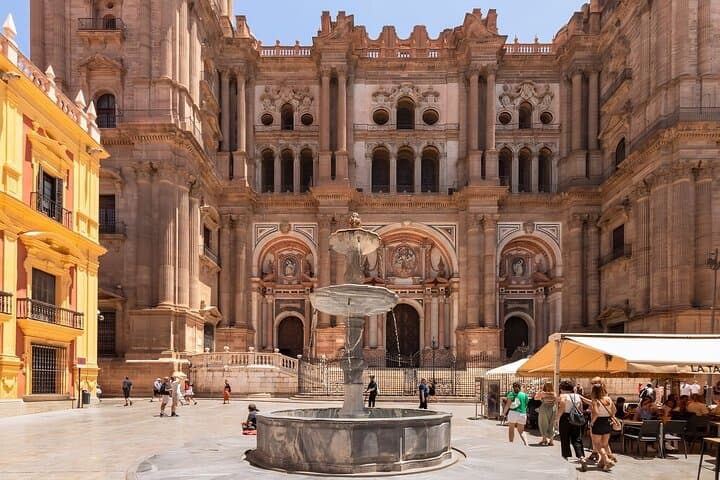 Malaga Flavor Walk: Tapas, Traditions & Port Seafood Tour photo 2