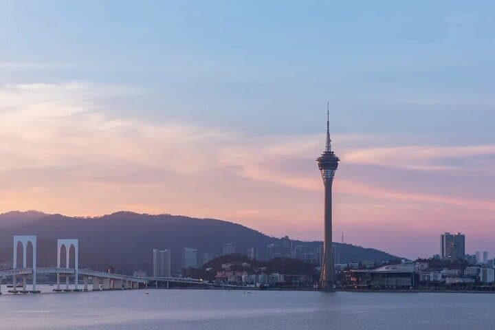 Macau Tower 360: Observation Deck, Bungee & Skywalk Experience photo 4