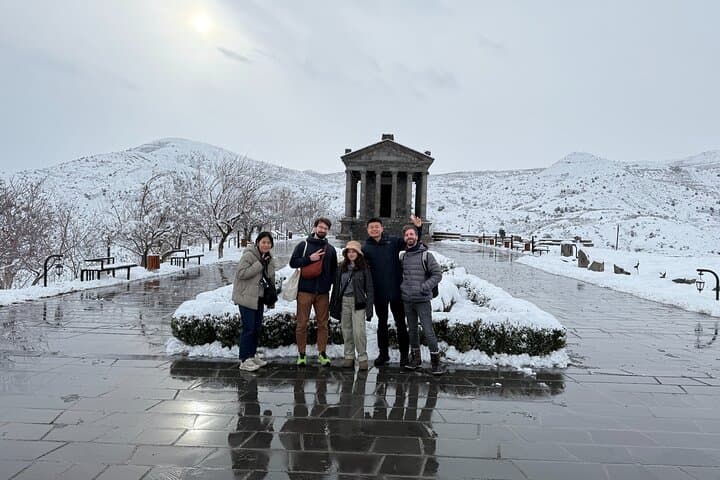 Private Transfer to Garni & Geghard: Temple, Gorge and Monastery Day Trip