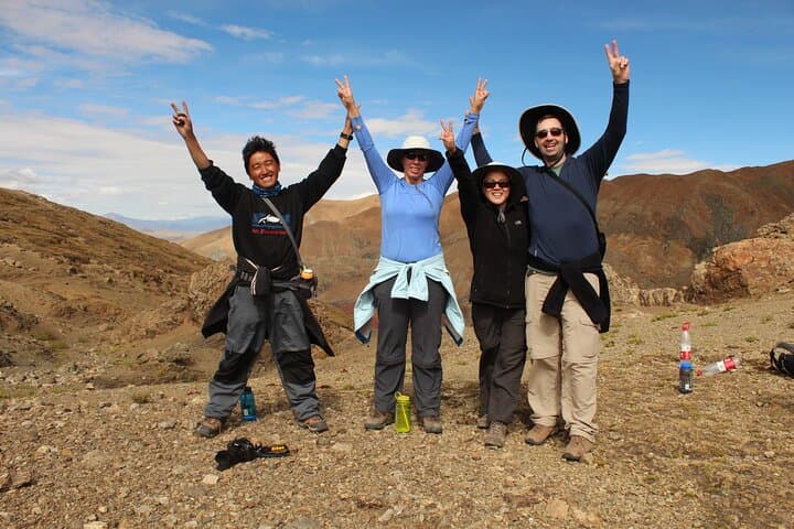 Panorama Multi-Day Tibet Tour: Lhasa, Nyingchi, Everest Base Camp & Namtso