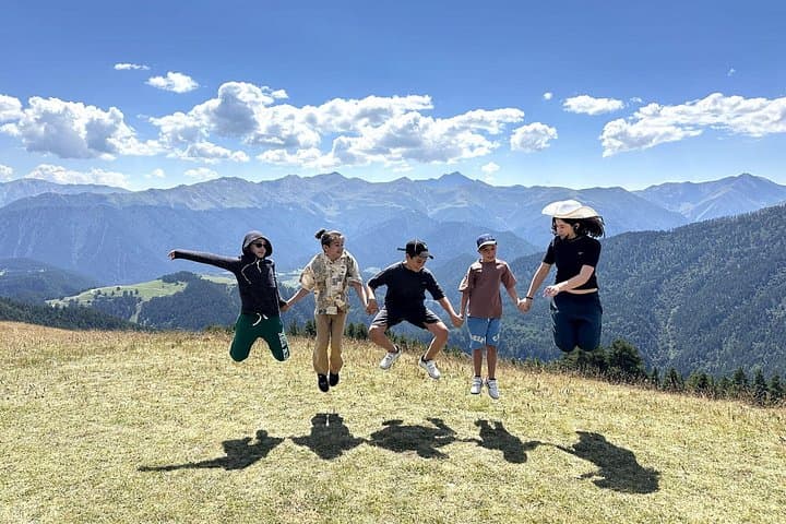 Abano Pass to Omalo: Tusheti Off-Road Trek and Village Trails photo 4