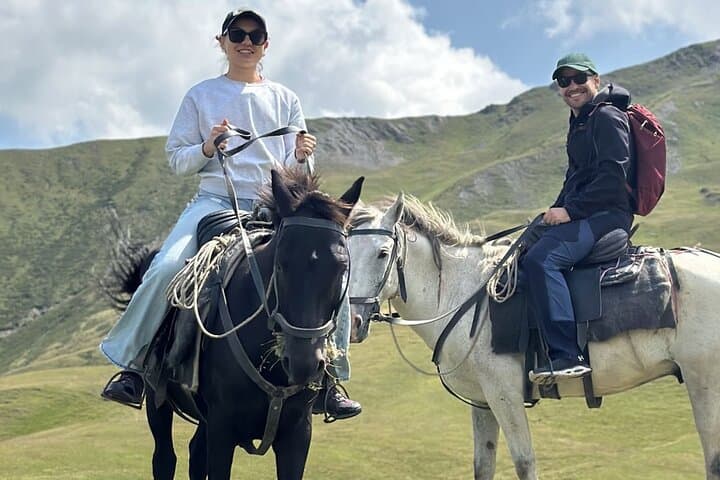 Off‑Road to Tusheti: 4‑Day Abano Pass Expedition & Cultural Immersion photo 3