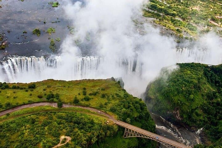 Victoria Falls Highlights: 4-Day Zambezi Cruise, Helicopter & Safari photo 1