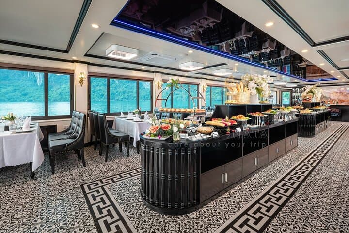 Hanoi 5-Star Ha Long Bay Cruise: Lunch, Kayaking & Surprising Cave
