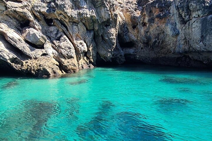 Sea-Cave Boat Tour from Sesimbra — Explore Arrábida’s Coastal Caves