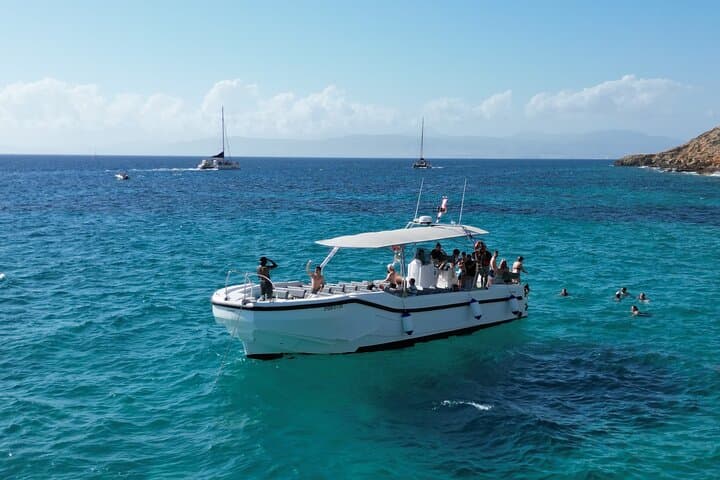 Palma Marine Reserve Cliff Caves Snorkel and Paddleboard Speedboat Tour photo 4