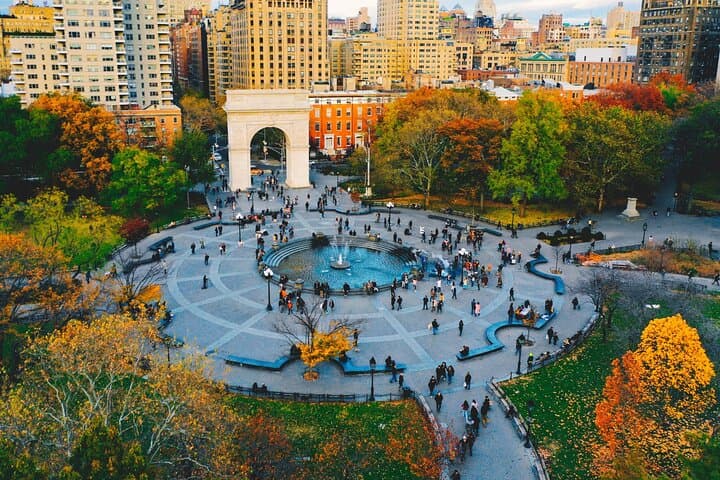 Explore New York's Celebrity Homes: Self-Guided Walking Audio Tour photo 3