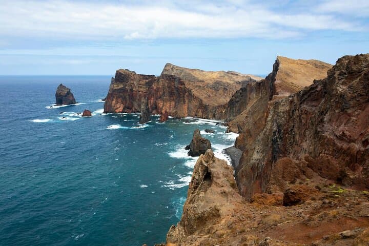Eastern Madeira Day Tour: Santana Walk, Levada dos Balcoes & Pico do Arieiro photo 6