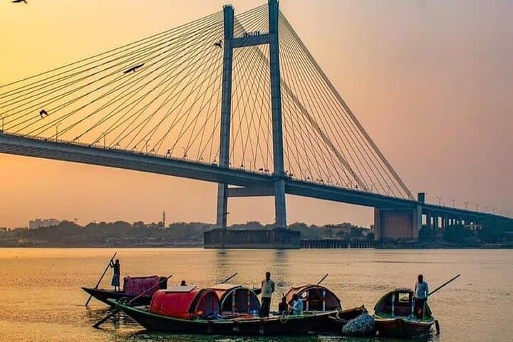 Ride Kolkata: Exploring the City's Public Transport—from Trams to Ferries photo 3