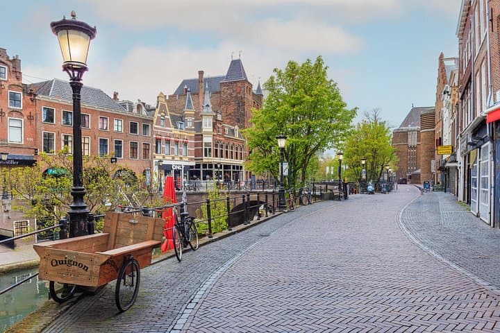 Private Transfer Amsterdam to Brussels with 2-Hour Utrecht Stop — Comfort, Culture, and Quick Sightseeing photo 4
