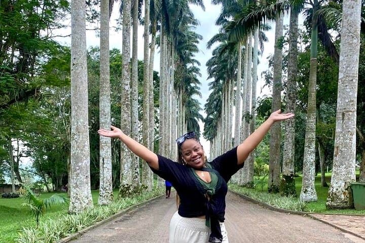 Full-Day Boti Falls & Aburi Botanical Gardens Tour — Waterfalls, Umbrella Rock & Colonial-Era Flora