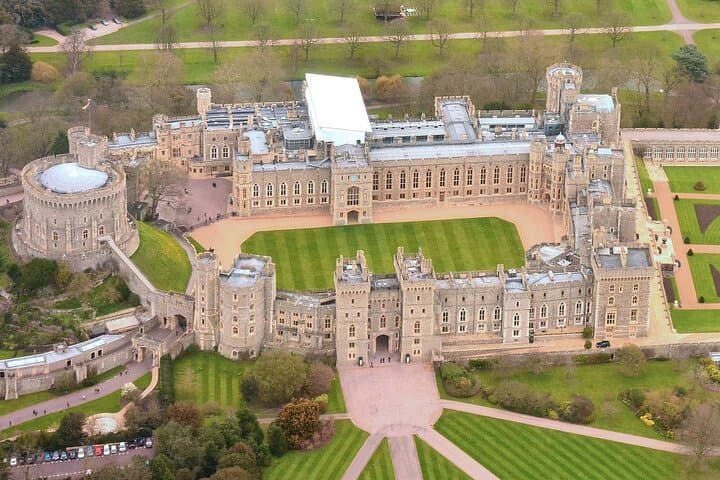Private Windsor, Stonehenge & Oxford Day Trip from London