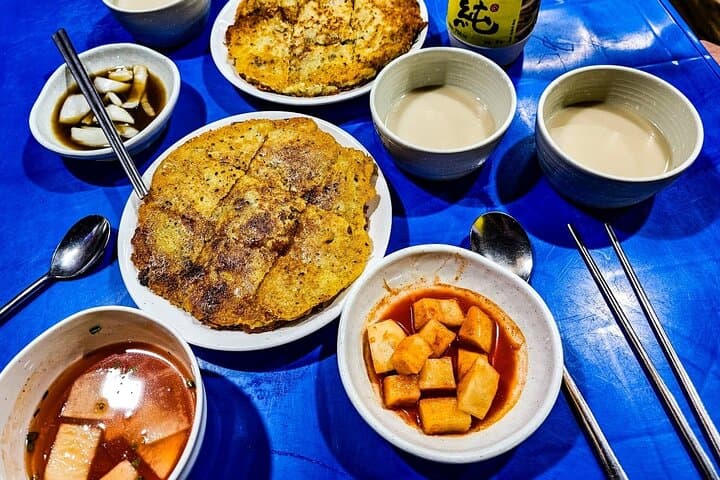 Busan Food Crawl: Jagalchi Fish Market, Harborside Soju Tents & Local Eats photo 2