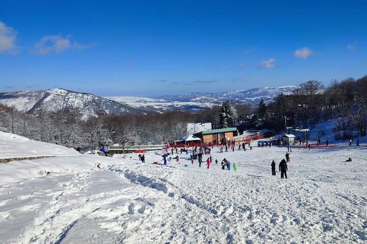 Snowshoe Mount Arioso: Guided Snowshoe Trek in the Lucanian Apennines photo 2