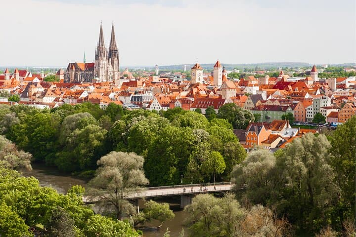Regensburg Scavenger Hunt: Self-Guided Highlights Walking Tour photo 6