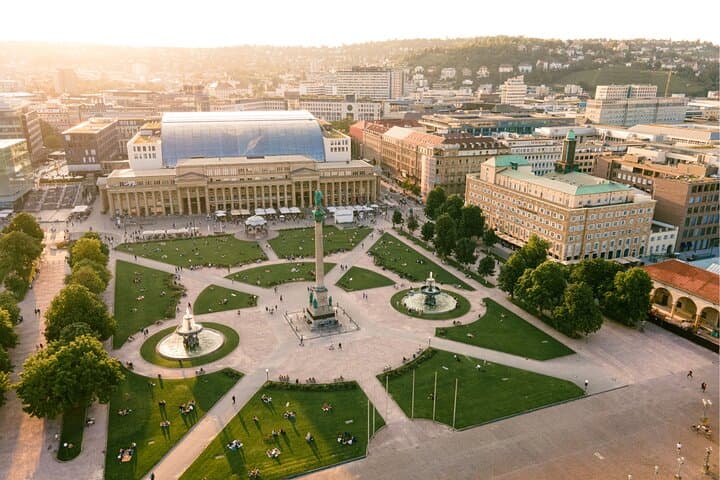 Stuttgart Scavenger Hunt: Self-Guided Highlights Walking Tour