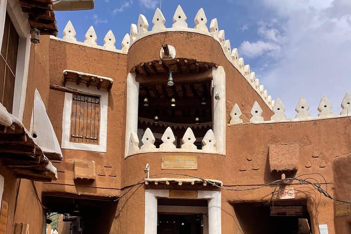 Day Trip from Riyadh to Ushaiger: Heritage Village & Al Qasab Salt Flats photo 2