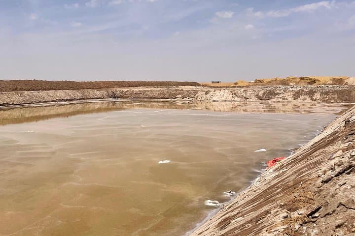Day Trip from Riyadh to Ushaiger: Heritage Village & Al Qasab Salt Flats photo 4