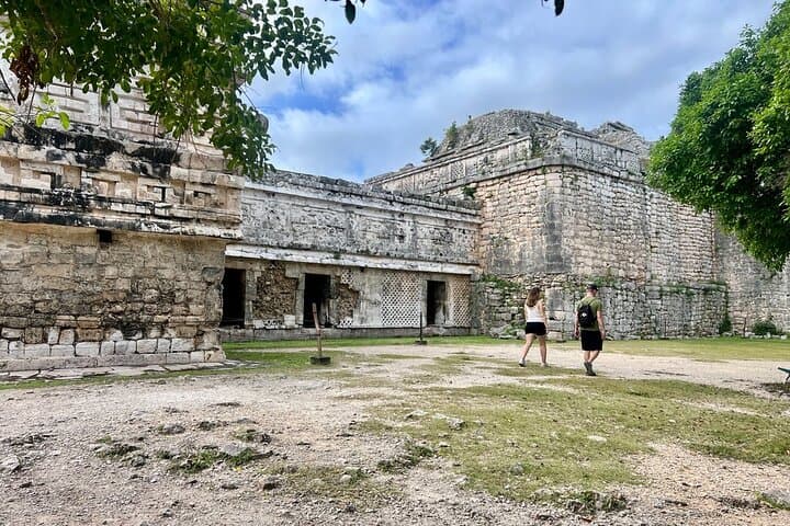 Chichen Itza and Two Cenotes Day Tour from Valladolid — Small-Group Experience photo 5