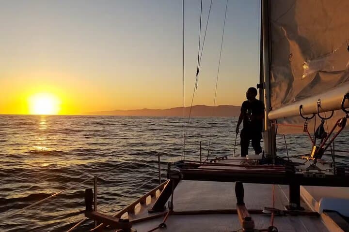 Discover the Tranquil Waters of Marina del Rey photo 5