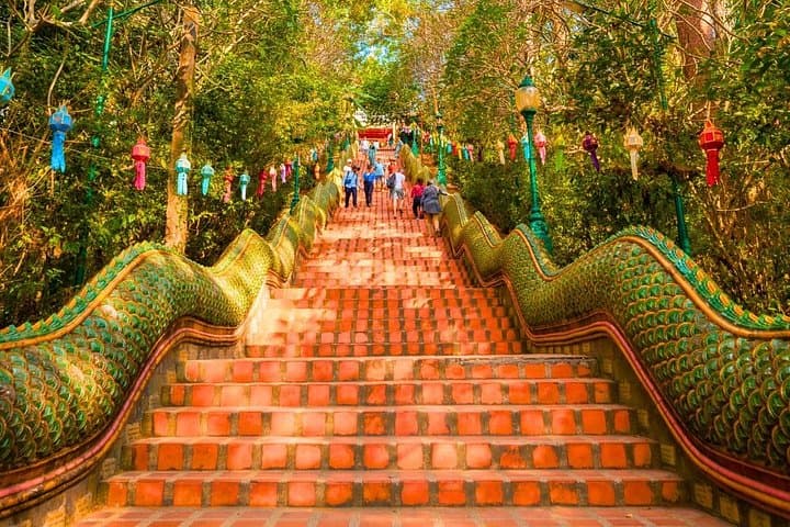 Chiang Mai by Red Truck: Doi Suthep, Wat Pha Lat & Huay Kaew Half-Day photo 4