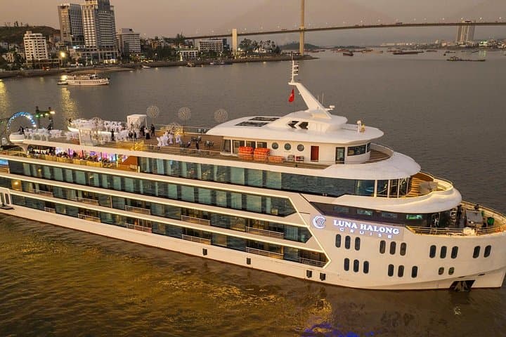 Luna Cruise Luxury Day Trip to Ha Long Bay from Hanoi photo 3
