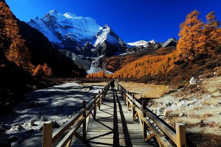 5-Day Daocheng Yading, Kangding & Mount Siguniang Small-Group Tour — High-Altitude Sichuan Adventure photo 2