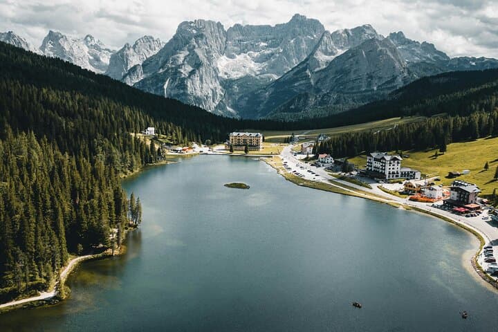 Day Trip from Venice to the Dolomites: Cortina, Misurina & Auronzo
