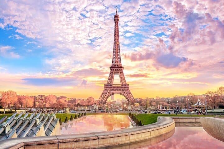 Private Transfer Amsterdam to Paris with 2-Hour Brussels Stop