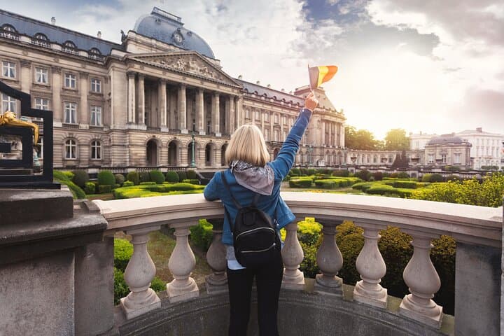 Brussels to Amsterdam Private Transfer with 2-Hour Stop in Delft: Comfortable, Direct, and Customizable photo 3