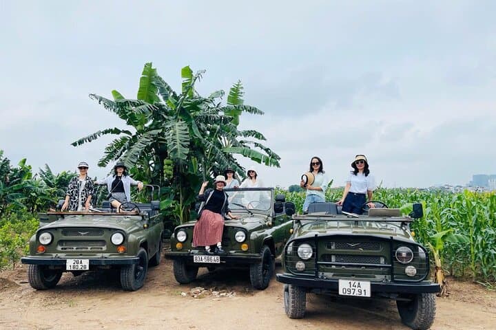 Jeep Tour to Hanoi Countryside: Giang Bien Farming, Cooking & Hammock Weaving photo 3