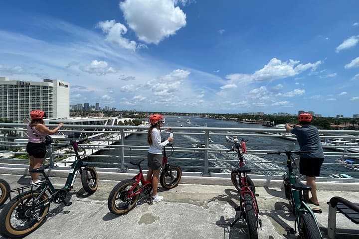 Fort Lauderdale 3-Day E‑Bike Rental: Cruise Riverwalk, Las Olas & Beaches photo 3
