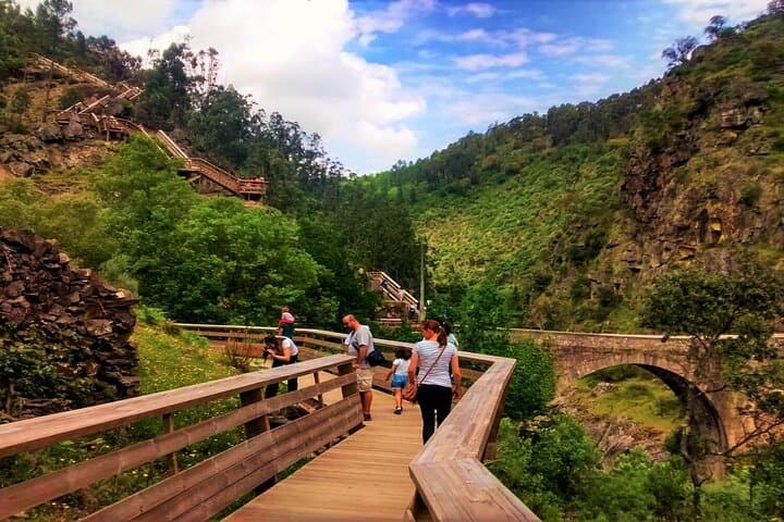 Arouca 516 Bridge and Paiva Walkways Day Trip from Porto: Aveiro & Costa Nova photo 3