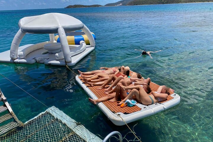 Floating Seafood Ponton & Snorkel Trip to Tamanou Reef (All Meals & Transport) photo 4