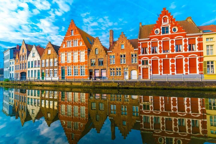 Private Transfer Amsterdam to Bruges with 2-Hour Antwerp Stop — Comfortable Door-to-Door Ride