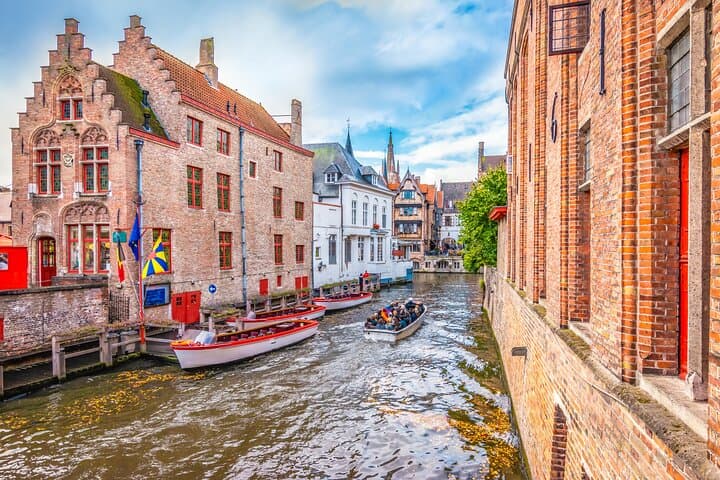 Private transfer Brussels to Bruges with 2-hour Ghent stop photo 4