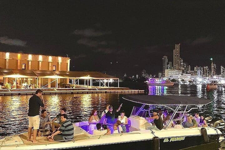 Sunset Cartagena Bay Cruise with Open Bar — Evening Boat Tour photo 4