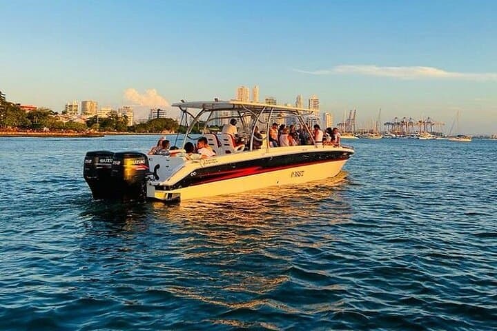 Sunset Cartagena Bay Cruise with Open Bar — Evening Boat Tour
