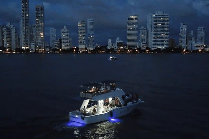 Sunset Cartagena Bay Cruise with Open Bar — Evening Boat Tour photo 6