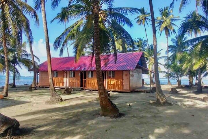 3-Day San Blas Islands Tour: Shared Cabin, Boat Hopping & Guna Yala Culture