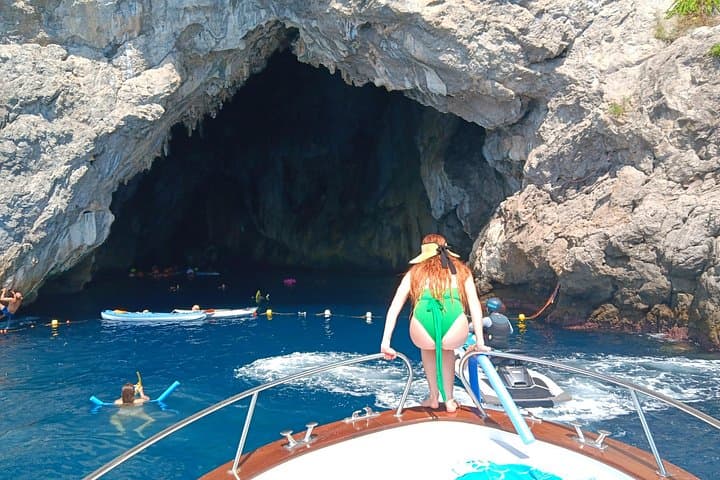 Private Full-Day Boat Tour from Praiano Along the Amalfi Coast photo 3