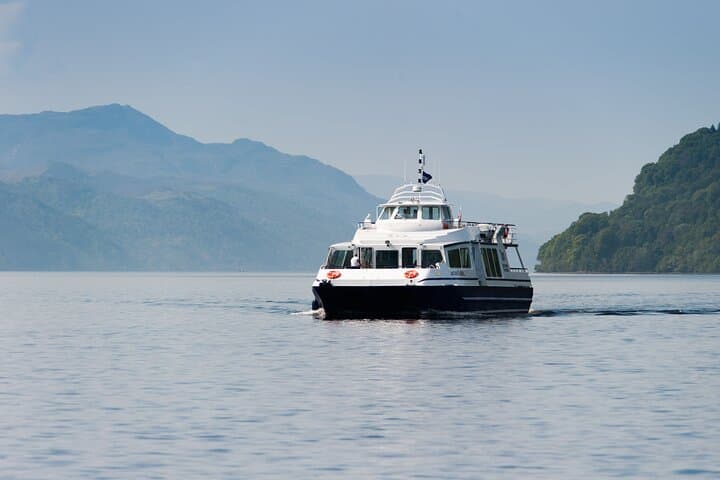 Caledonian Canal & Loch Ness Sightseeing Cruise from Dochgarroch photo 5