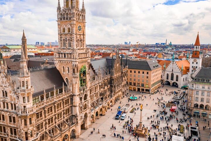 Prague to Munich Private Scenic Transfer with 4-Hour Sightseeing Stops photo 5