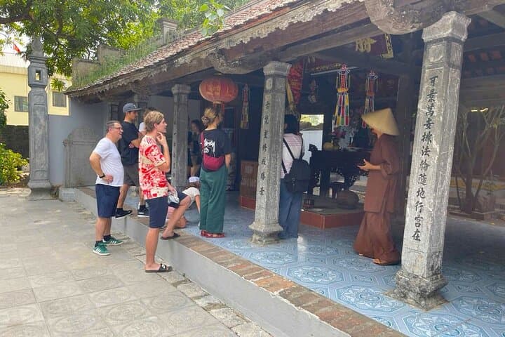 Ninh Binh Jeep Tour: Tam Coc, Bich Dong & Tien Cave Day Trip photo 5