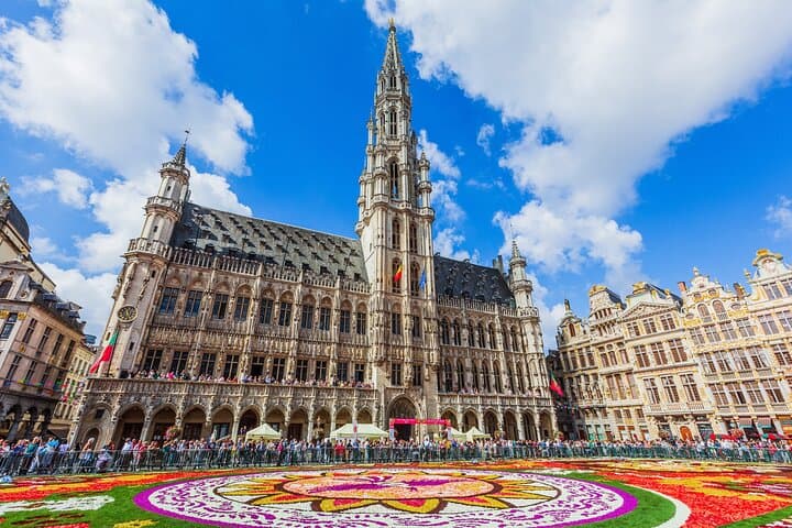 Private Bruges-to-Brussels Transfer with 2-Hour Ghent Stop photo 4